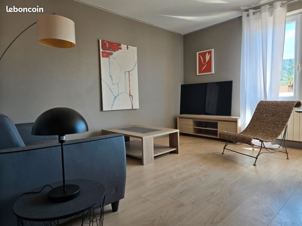 Appartement à louer, 42m², Millau