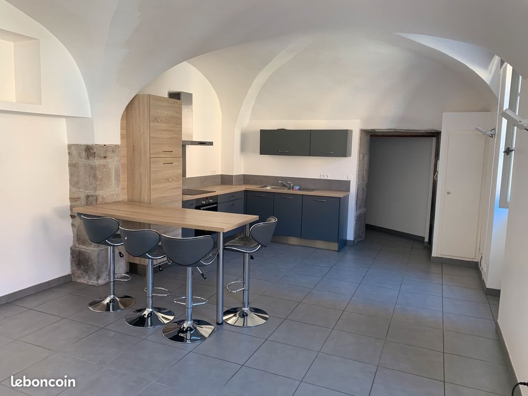 Appartement à louer, 60m², Montbrison