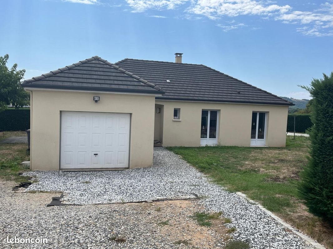 Maison à vendre, 100m², Saint-Pantaléon-de-Larche