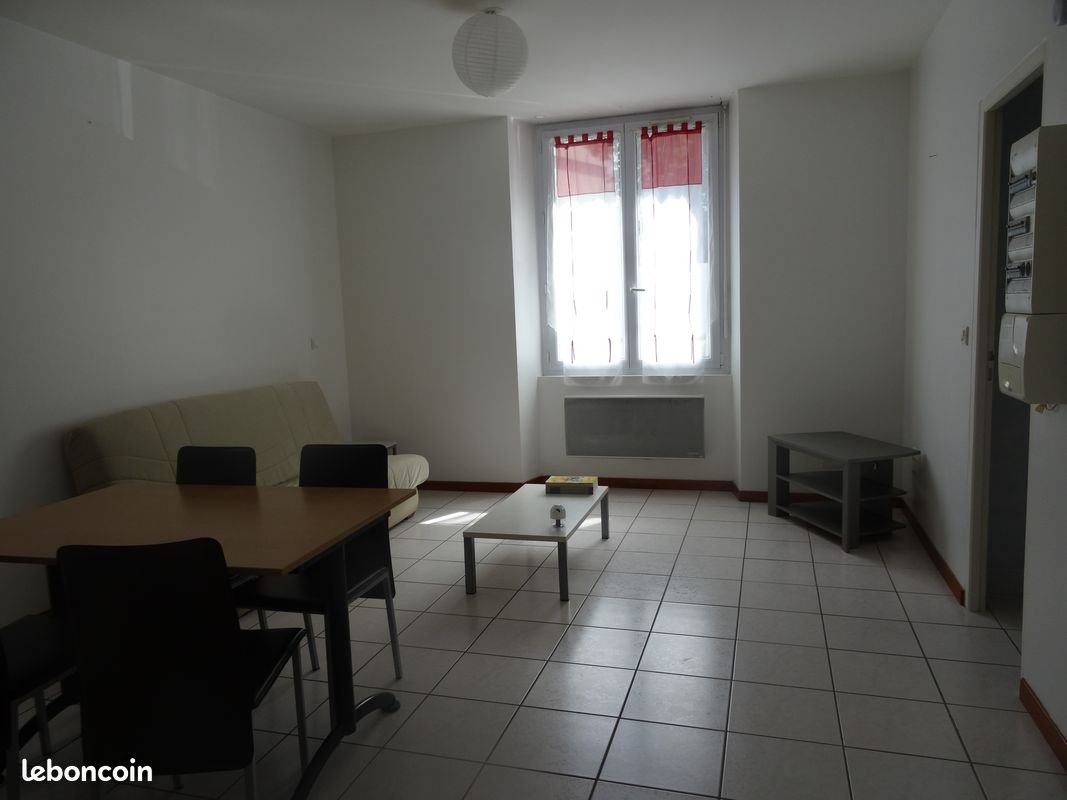 Appartement à louer, 45m², Pau