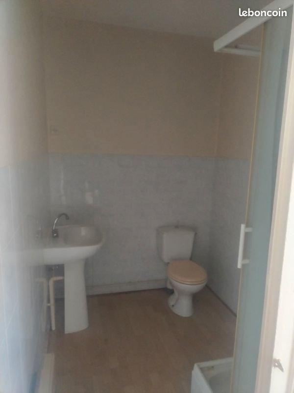 Appartement à louer, 28m², La Bâtie-Montgascon