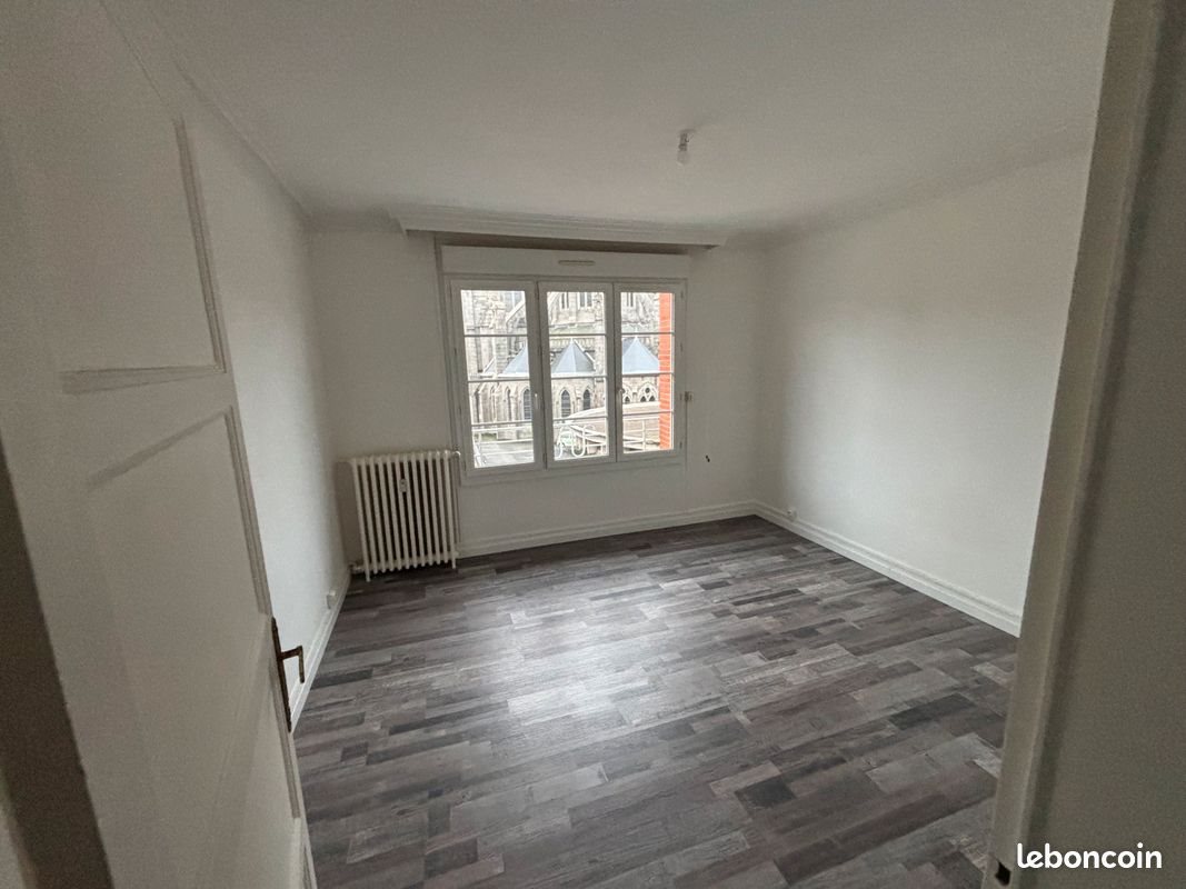 Appartement à louer, 47m², Flers