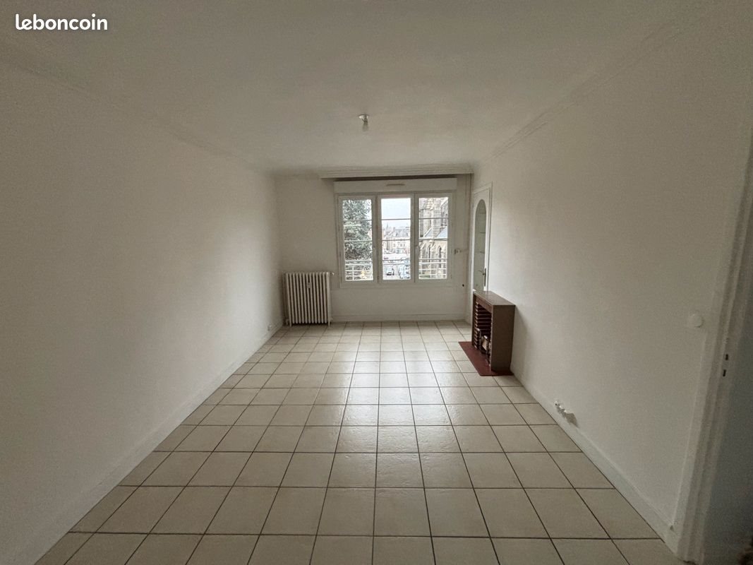 Appartement à louer, 47m², Flers