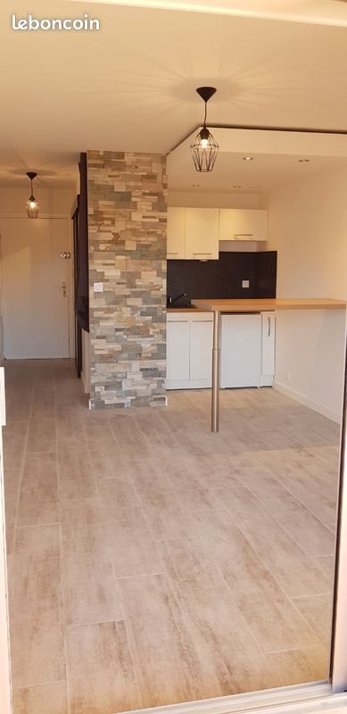 Appartement à louer, 22m², Sanary-sur-Mer