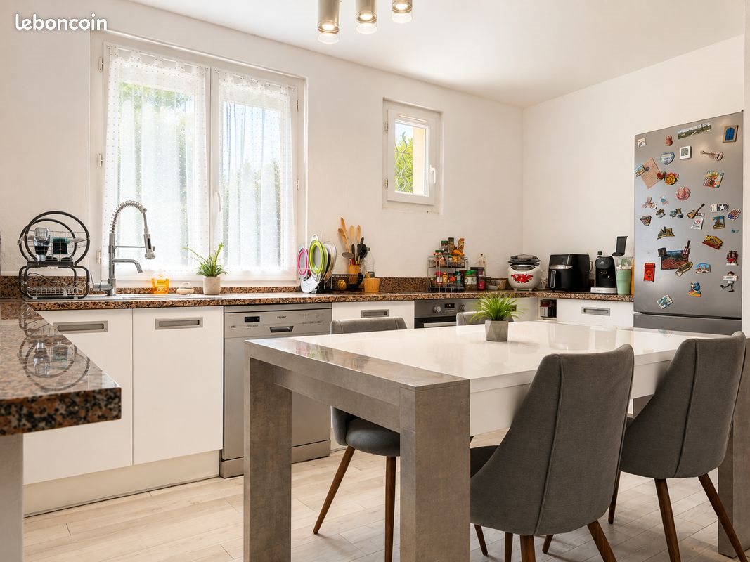 Appartement à vendre, 65m², Marignane