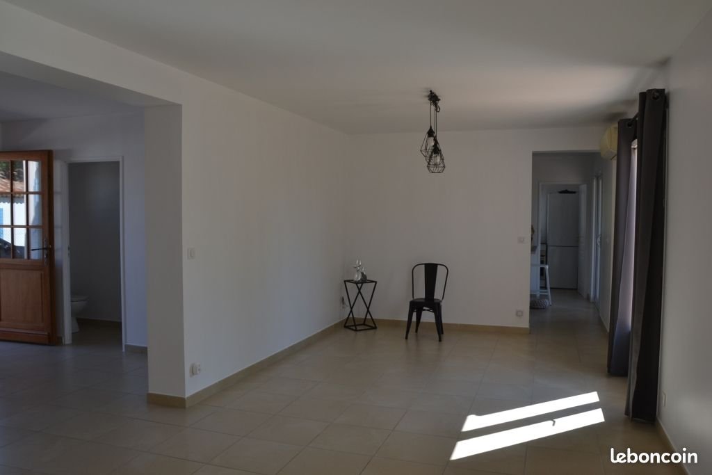 Maison à louer, 130m², Pertuis