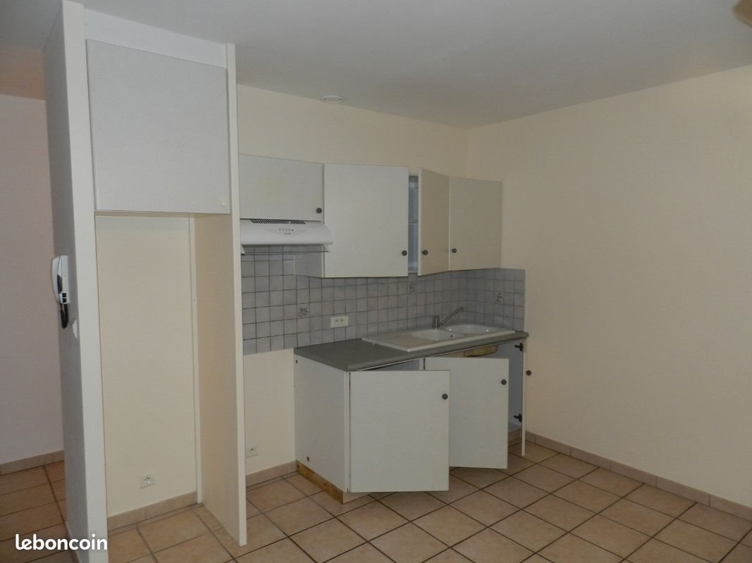 Appartement à louer, 55m², Caderousse