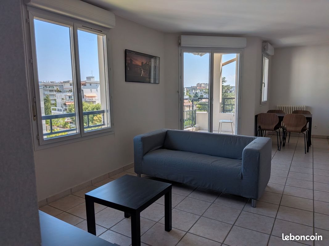 Appartement à louer, 47m², Lyon 8ème