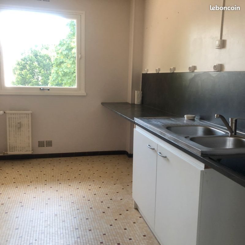 Appartement à louer, 49m², Hérouville-Saint-Clair