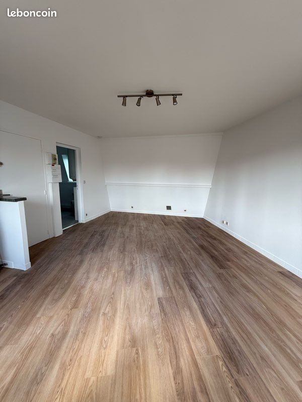 Appartement à louer, 30m², Paray-Vieille-Poste