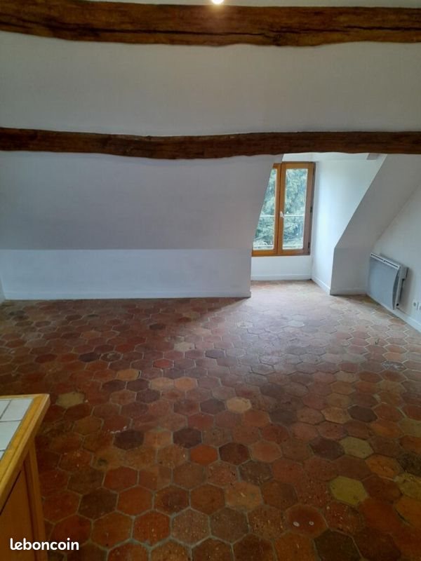 Appartement à louer, 37m², Blandy