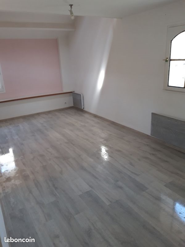 Appartement à louer, 29m², Châtenay-Malabry