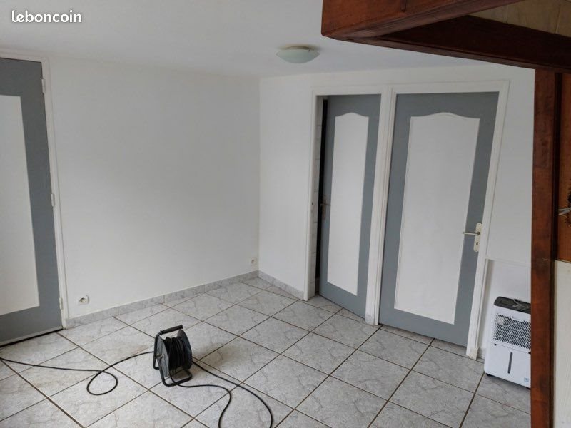 Appartement à louer, 25m², Chaumont