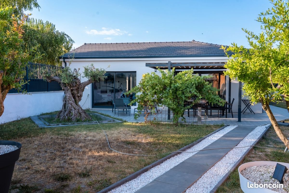 Maison à vendre, 137m², Chambaron sur Morge