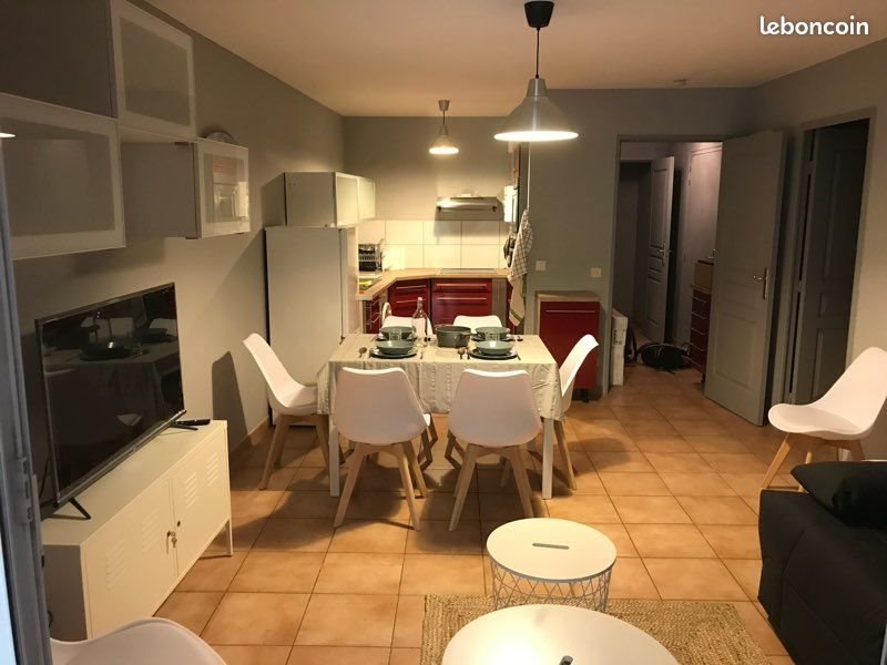 Appartement à louer, 62m², Marseille 8ème
