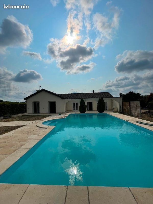 Maison à vendre, 131m², Pineuilh