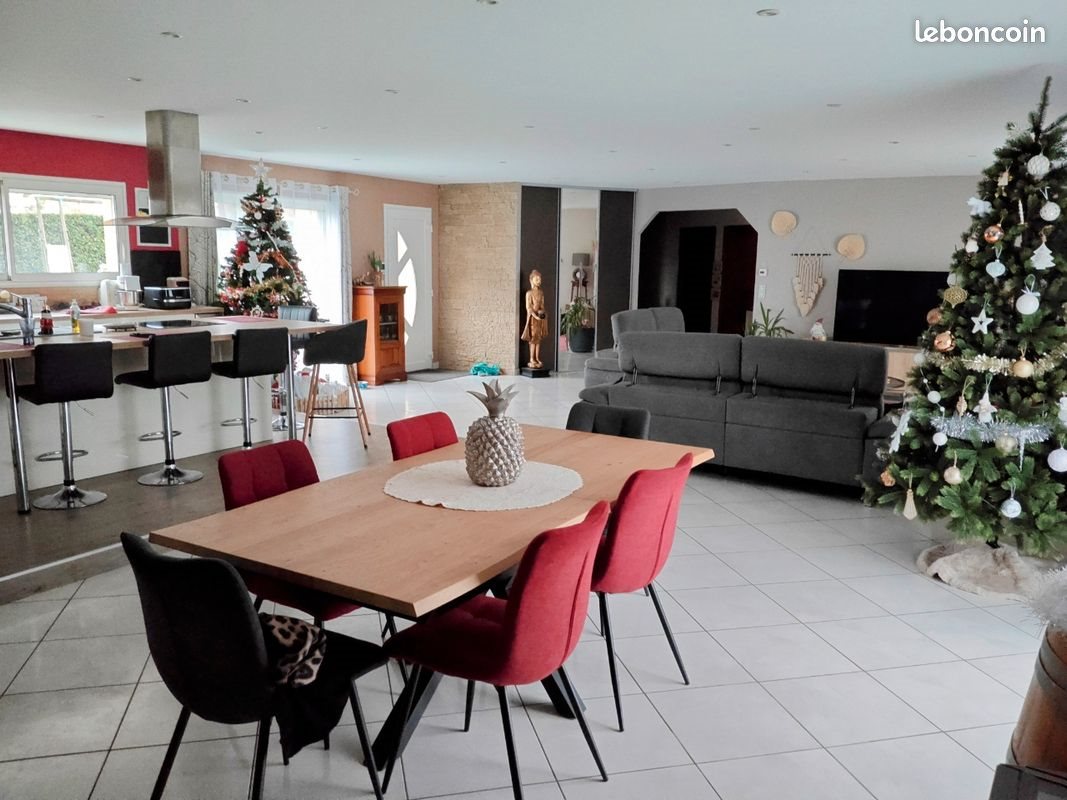 Maison à vendre, 200m², Vertaizon