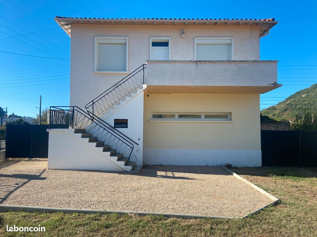 Appartement à louer, 70m², Foix
