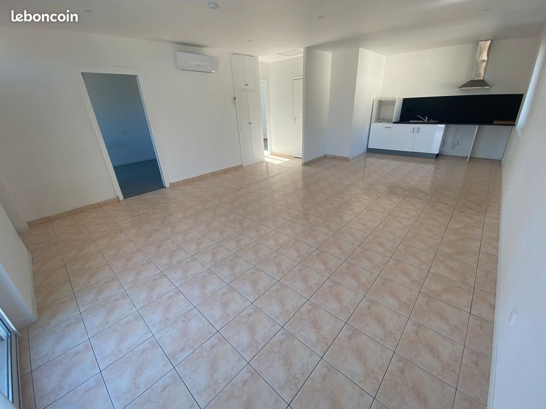 Appartement à louer, 70m², Foix