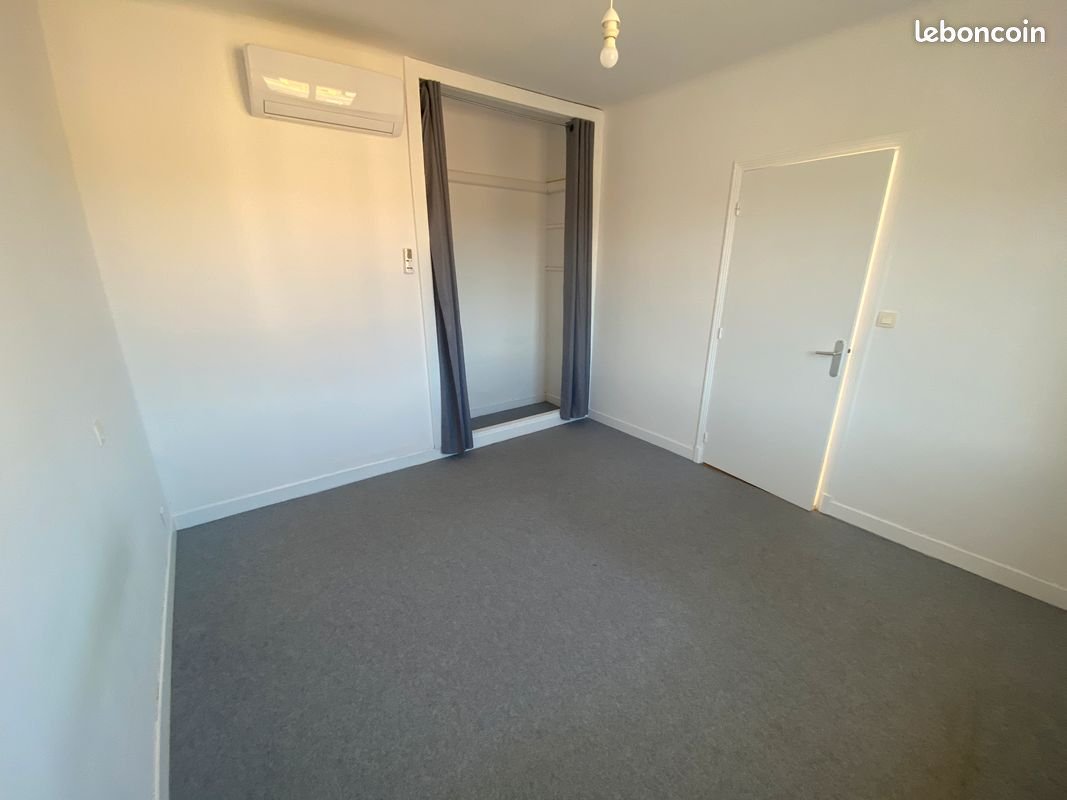 Appartement à louer, 70m², Foix