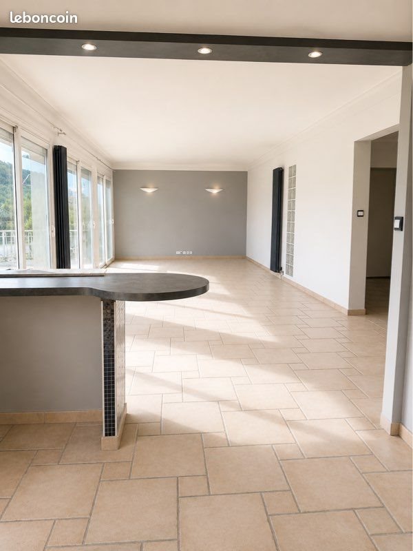 Appartement à vendre, 110m², Unieux