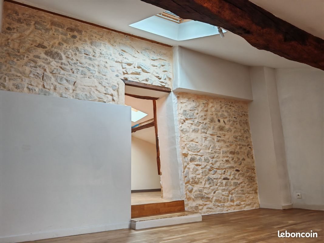 Maison à louer, 80m², Ambronay