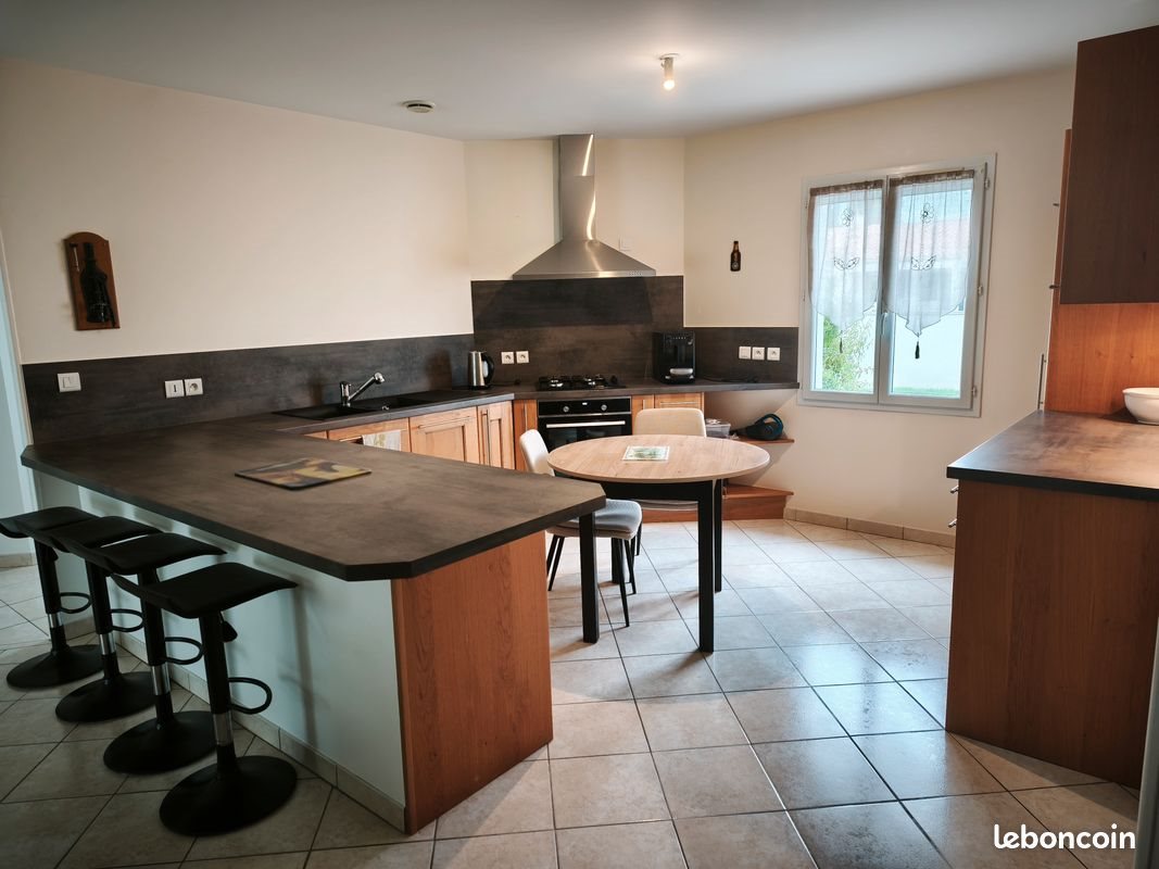 Maison à vendre, 141m², Jonzac