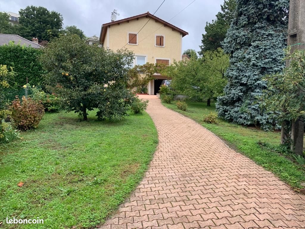Maison à louer, 200m², Givors