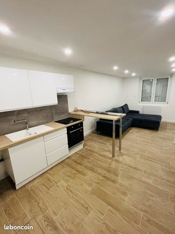 Maison à louer, 80m², Issoudun