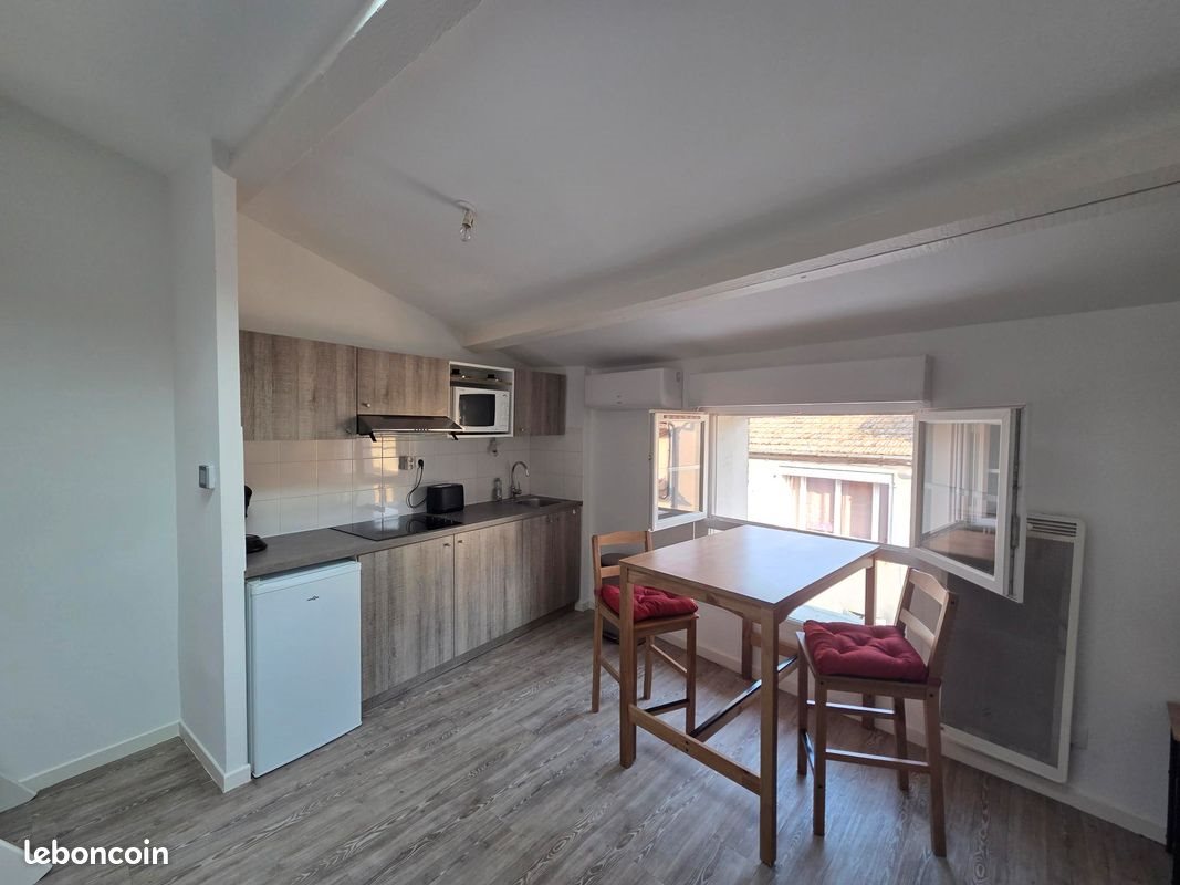 Appartement à louer, 25m², Cuers