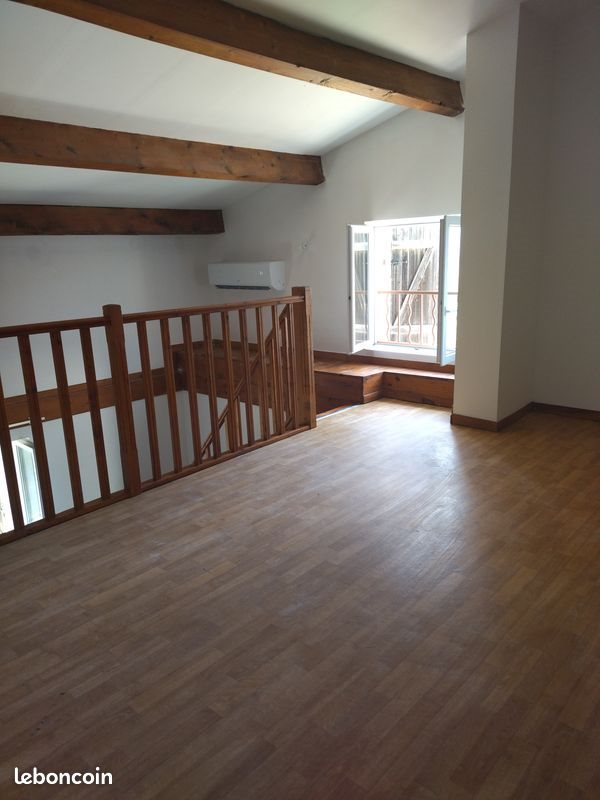 Appartement à louer, 66m², Montbrun-les-Bains