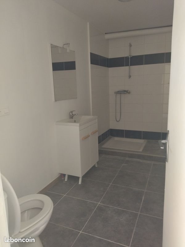 Appartement à louer, 66m², Montbrun-les-Bains