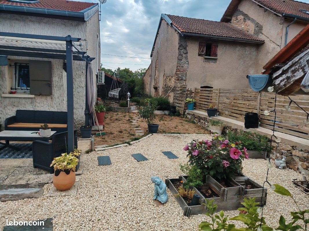 Maison à vendre, 130m², Busset