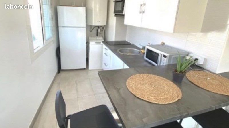 Appartement à louer, 25m², Antibes