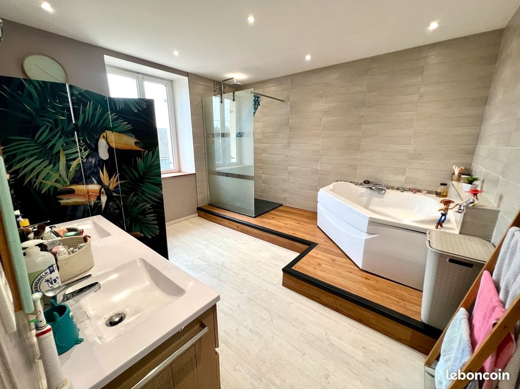 Maison à vendre, 161m², Guiclan