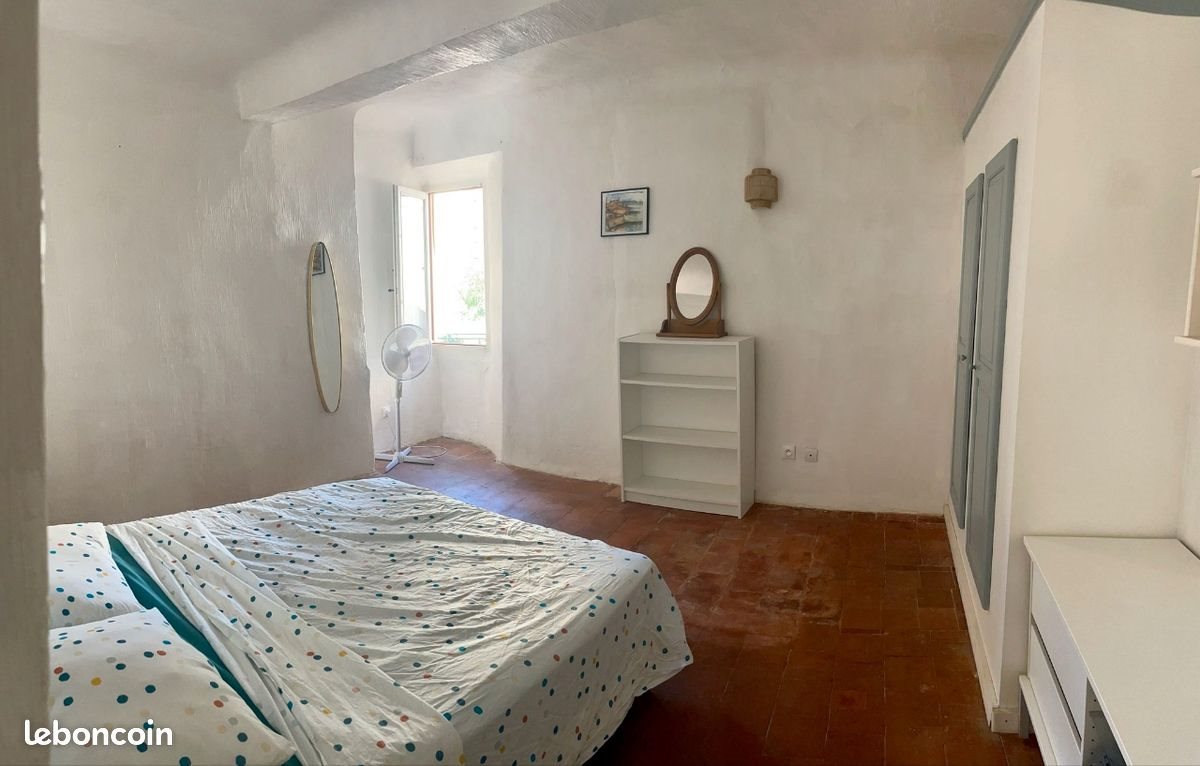 Appartement à louer, 50m², Cotignac