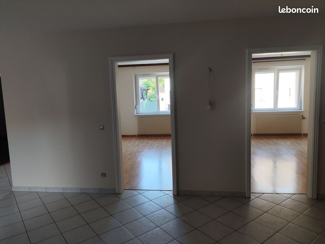 Appartement à louer, 110m², Wittersdorf