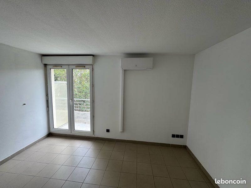 Appartement à louer, 28m², Nîmes