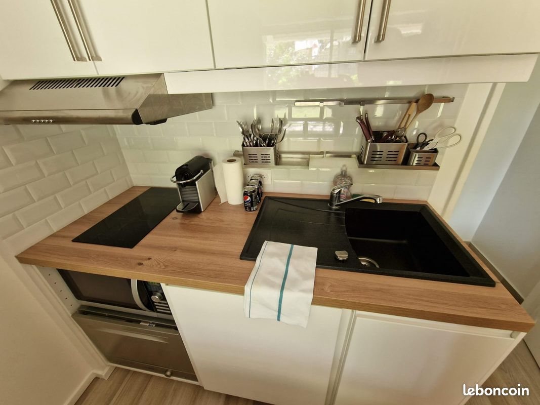 Appartement à louer, 25m², Courbevoie
