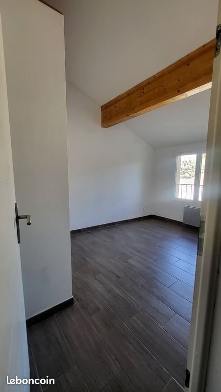Appartement à louer, 64m², Marignane