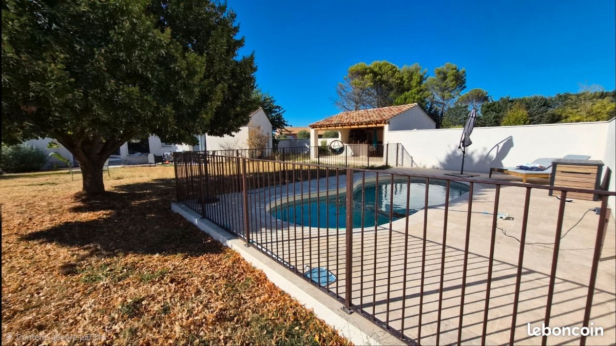 Maison à louer, 110m², Mazan