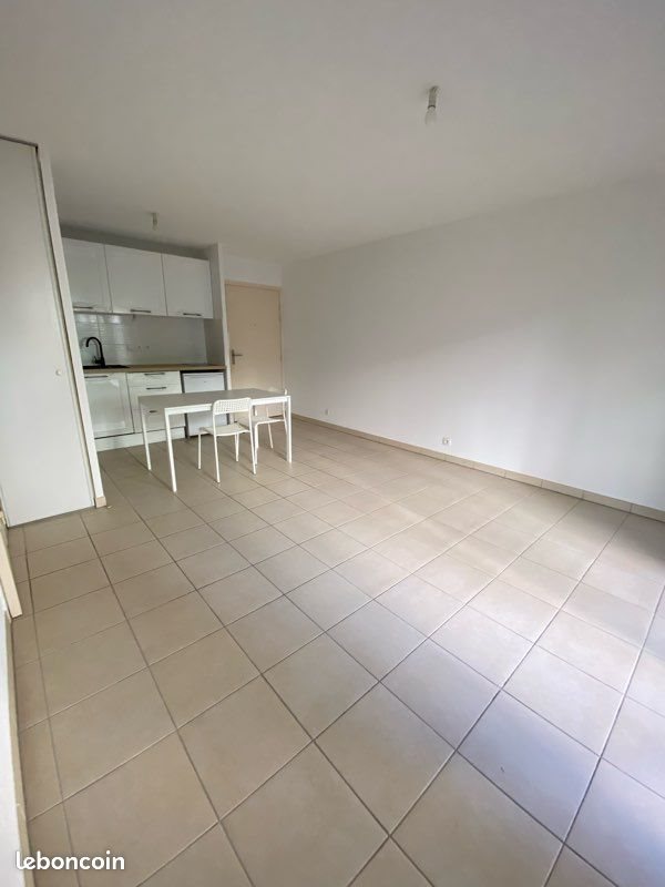 Appartement à louer, 40m², Vallauris