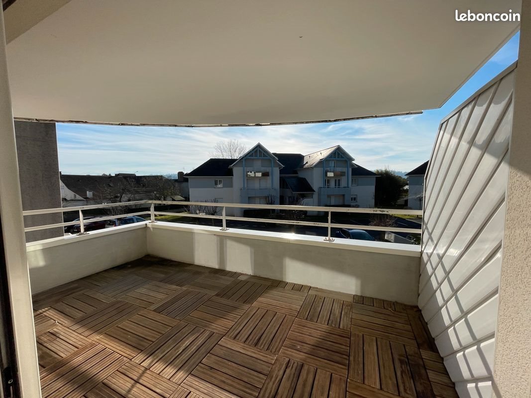 Appartement à louer, 71m², Lons