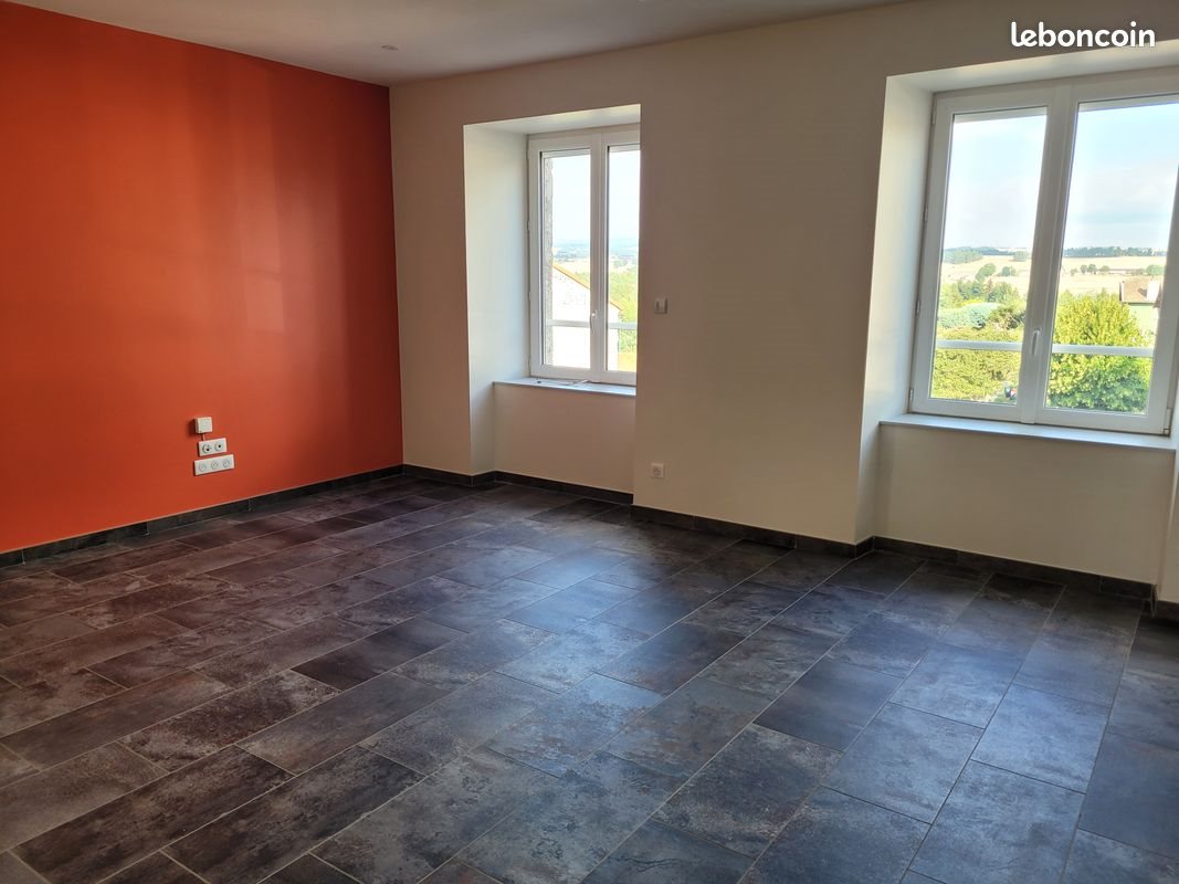 Appartement à louer, 95m², Saugues