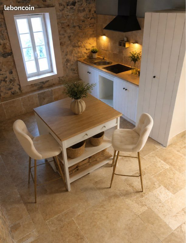 Appartement à louer, 74m², Montredon-des-Corbières
