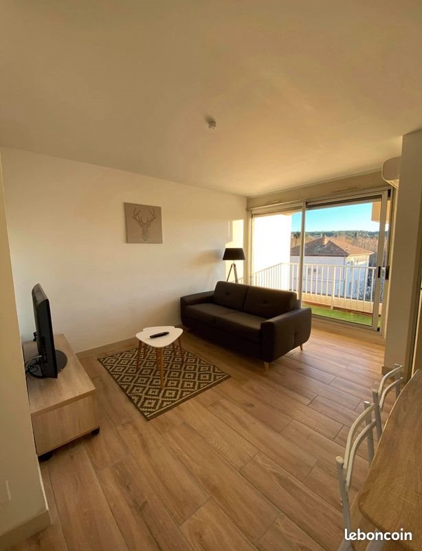 Appartement à louer, 28m², Bagnols-sur-Cèze