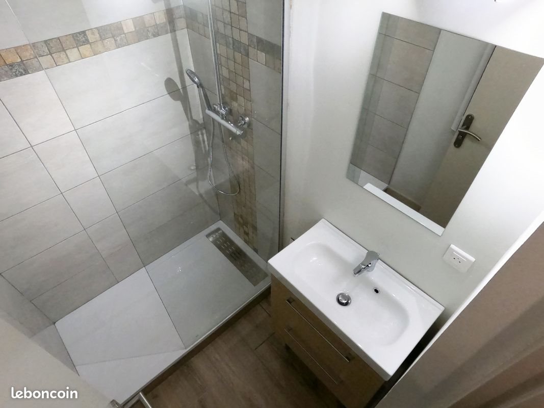 Appartement à louer, 28m², Bagnols-sur-Cèze