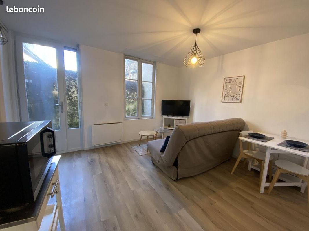 Appartement à louer, 19m², Poitiers