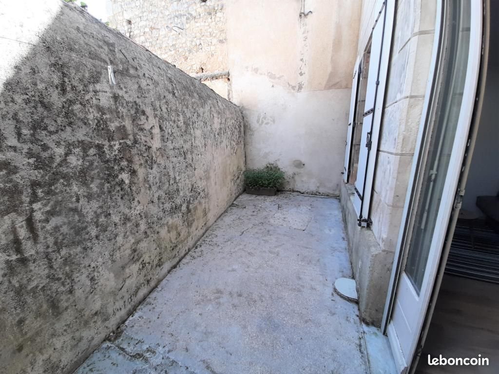 Appartement à louer, 19m², Poitiers