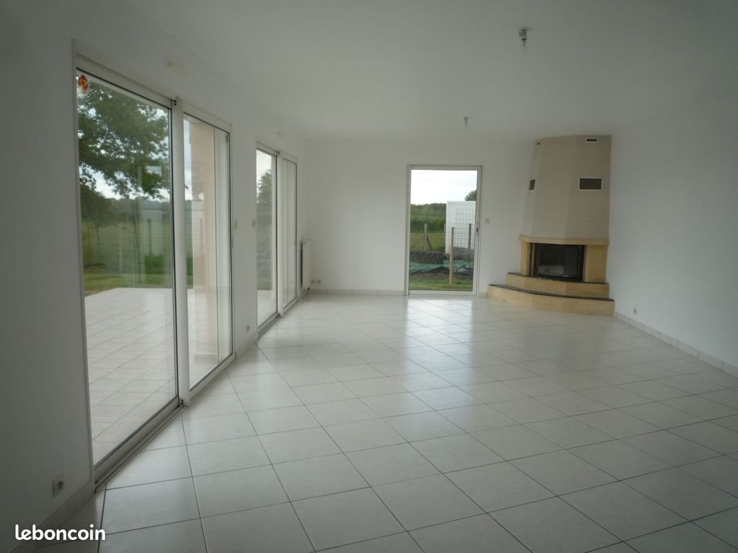 Maison à louer, 160m², Saffré